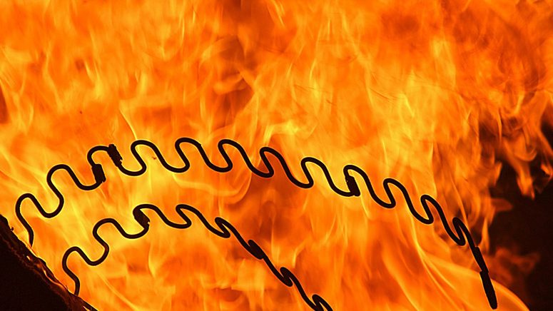 3 Quick Tips to Combat Hot Flashes.